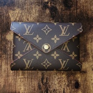 LOUIS VUITTON Pochette Kirigami